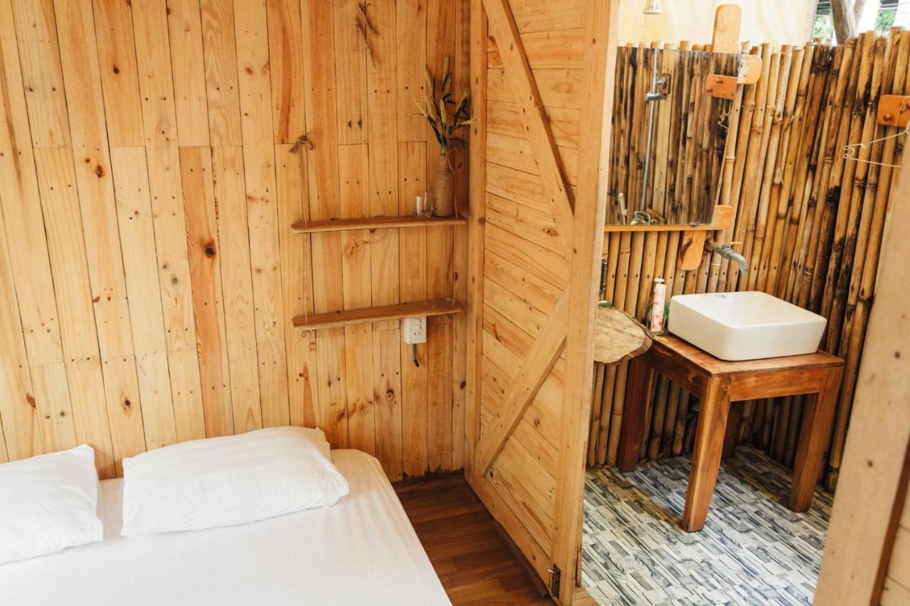 Villa Đảo Hoa Vàng Cam Ranh - Venue Travel Exterior foto