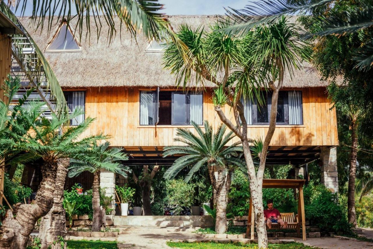Villa Đảo Hoa Vàng Cam Ranh - Venue Travel Exterior foto